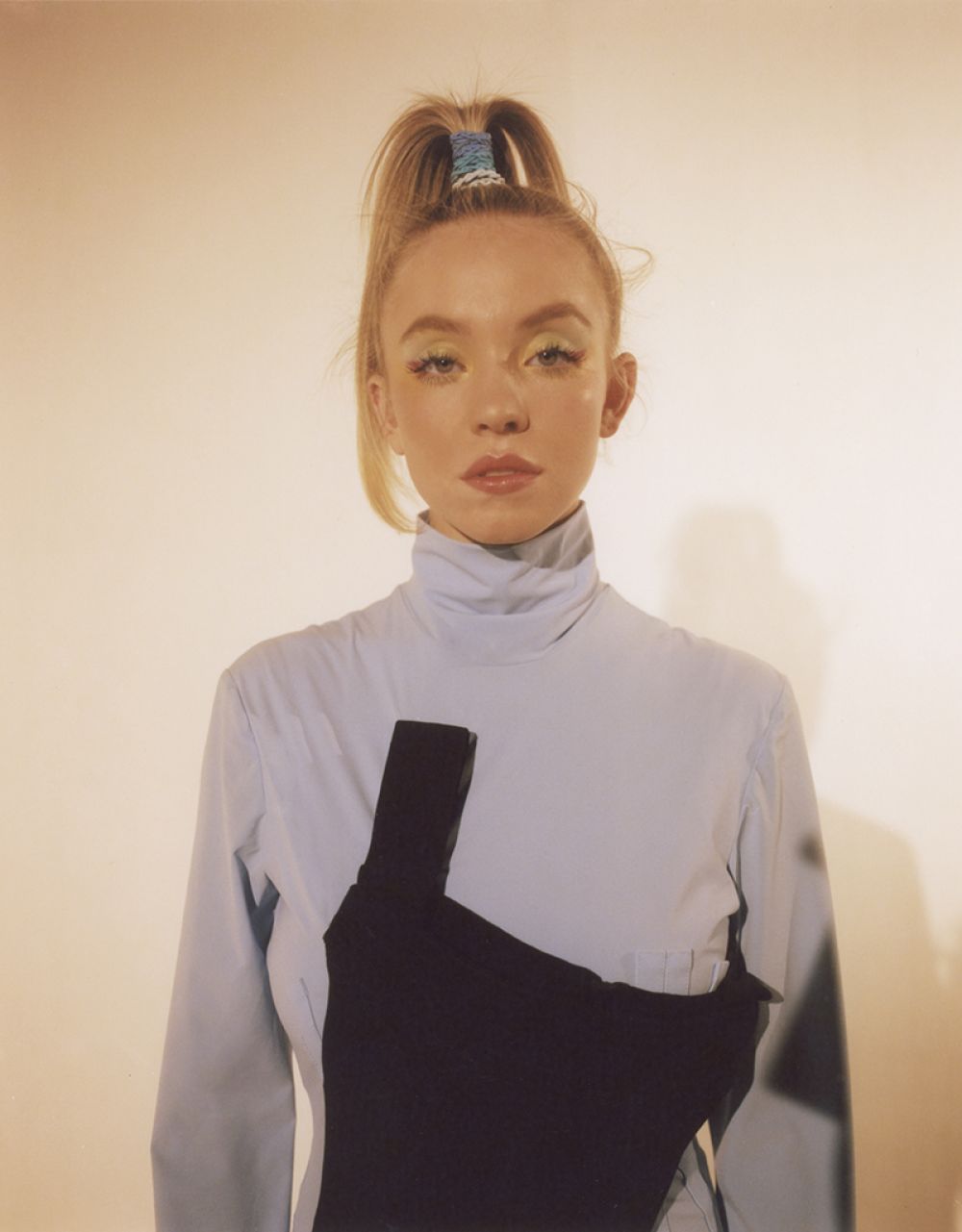 SYDNEY SWEENEY in Contents Magazine, Fall 2021 (1000×1281)