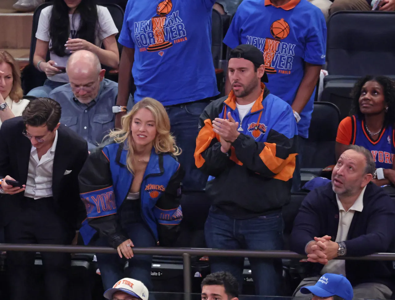 Sydney Sweeney in Knicks Leather Jacket at NBA Finals Game 4 June 2026 (1280×973)