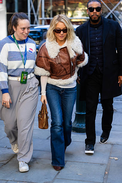 Sydney Sweeney is Seen in Midtown on November (408×612)