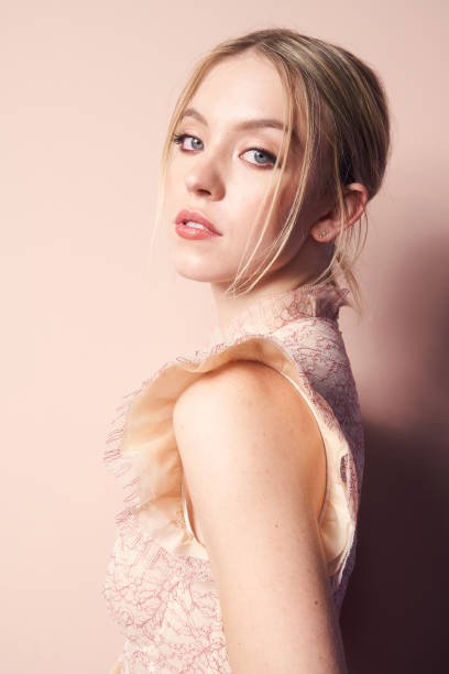 Sydney Sweeney of the film 'Clementine' poses for a portrait during the 2019 Tribeca Film Festival at Spring Studio on April 28, 2019 in New York City (408×612)