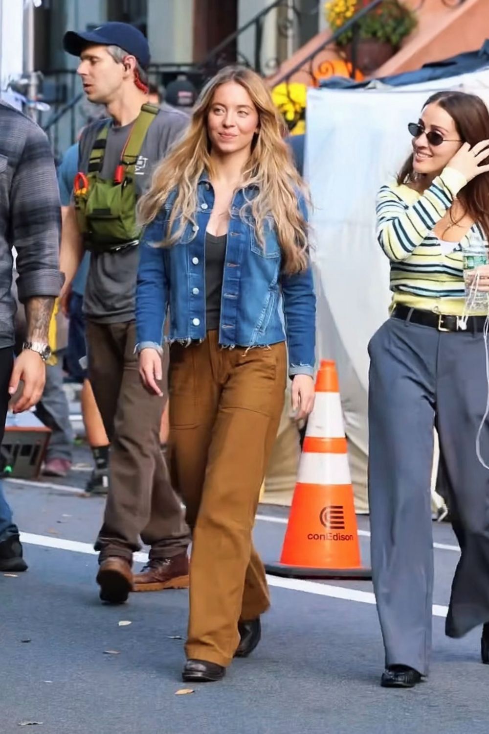 Sydney Sweeney on the Set of the Housemaid S Secre