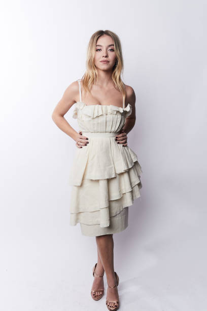 Sydney Sweeney poses for a portrait at The BAFTA Tea Party on January 5, 2019 in Beverly Hills, California — frame 1/5 (408×612)