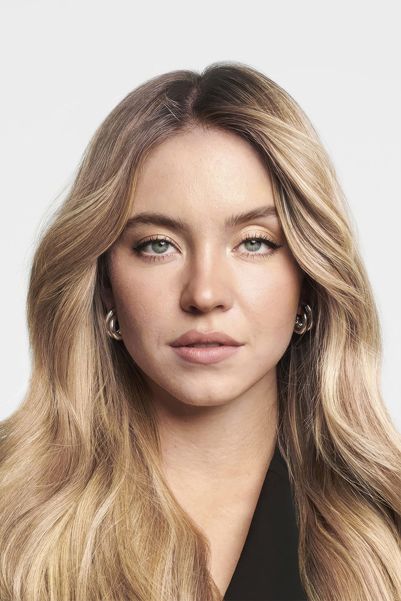 Sydney Sweeney — Profile Photo