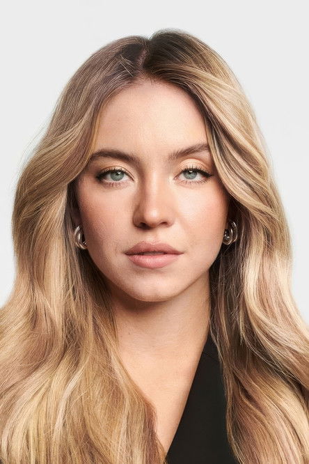 Sydney Sweeney — Profile Photo