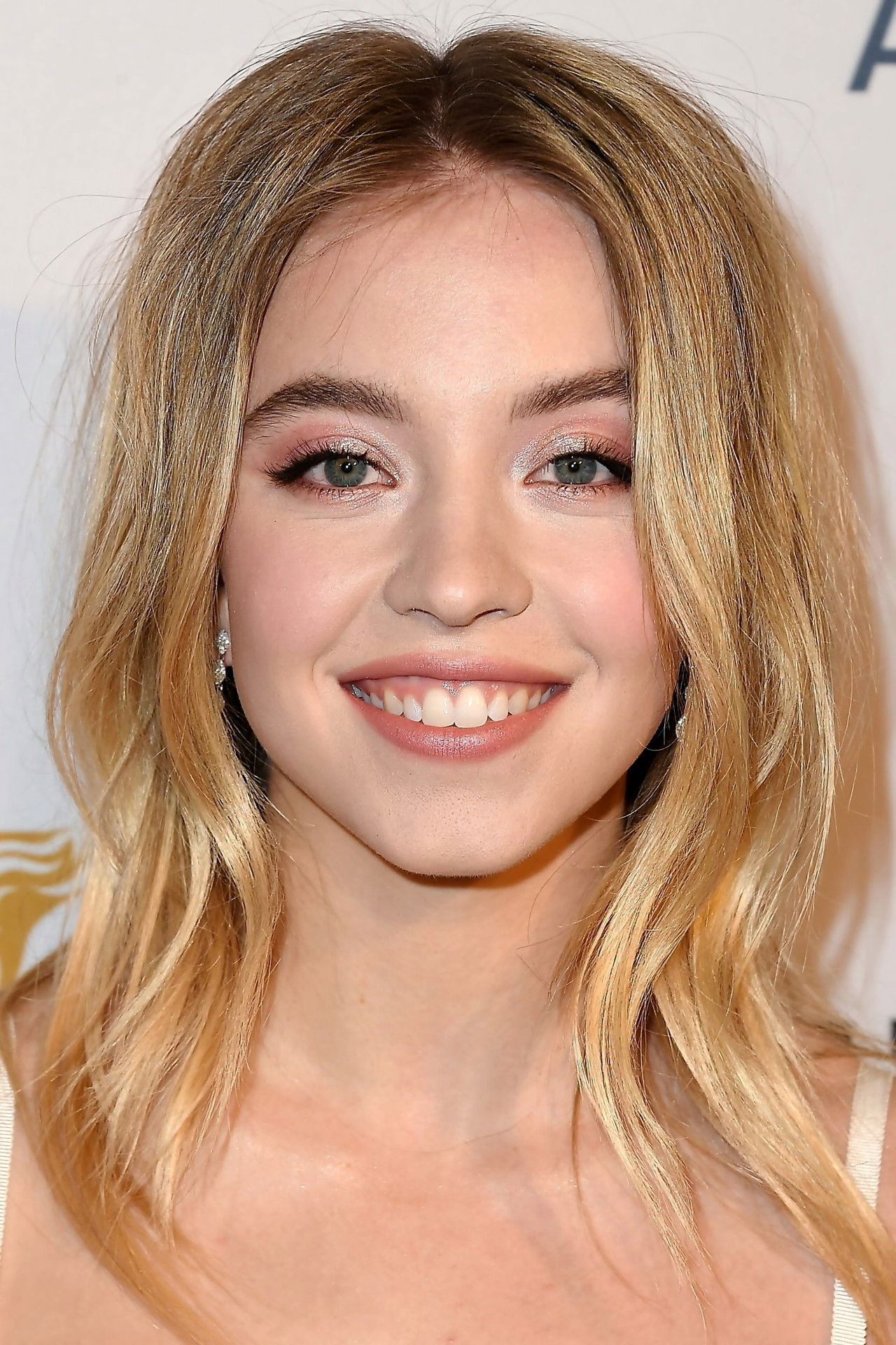 Sydney Sweeney — Profile Photo