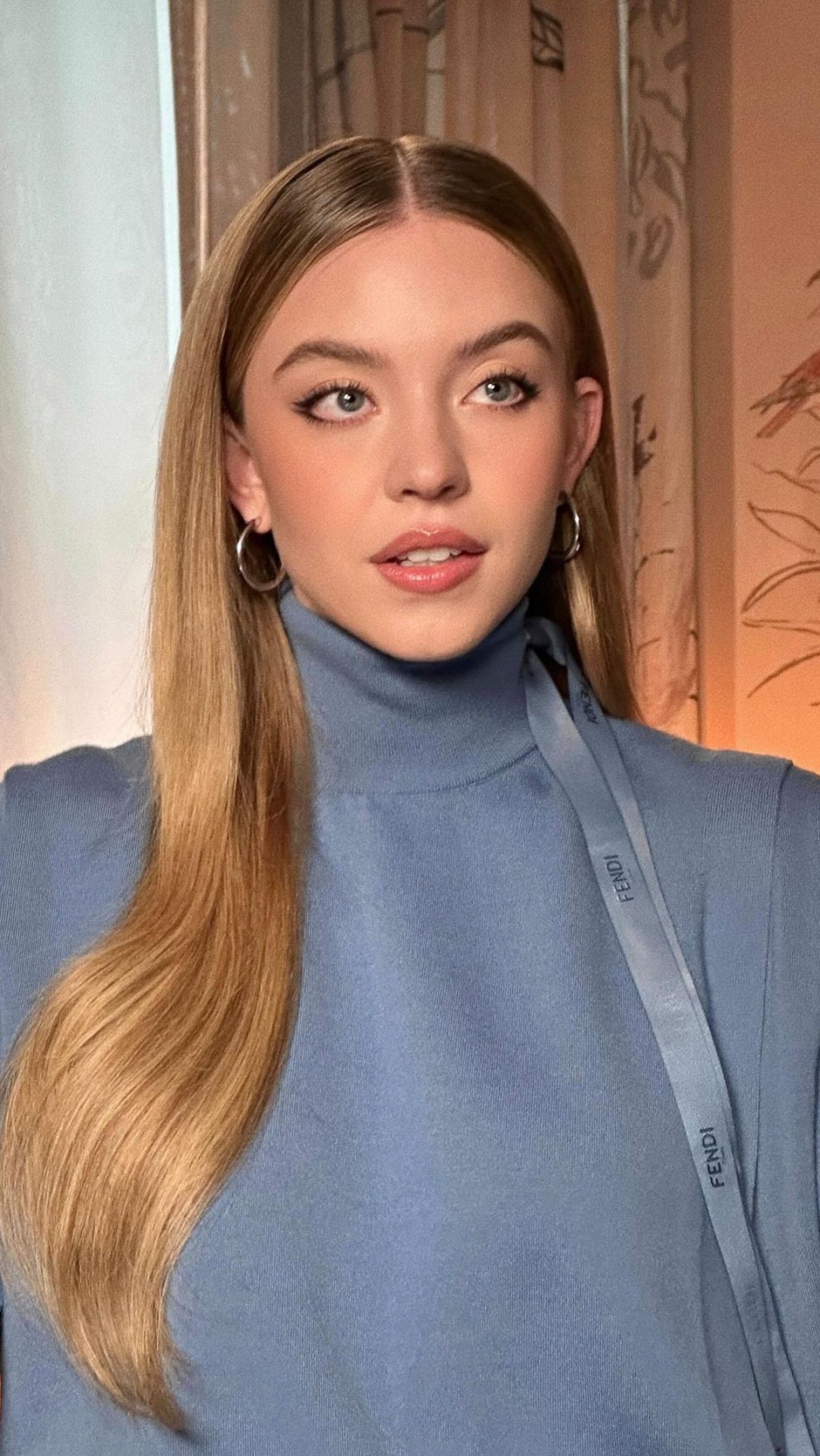 SYDNEY SWEENEY – Reality Press Hunket Photoshoot, May 2023 (1200×2131)
