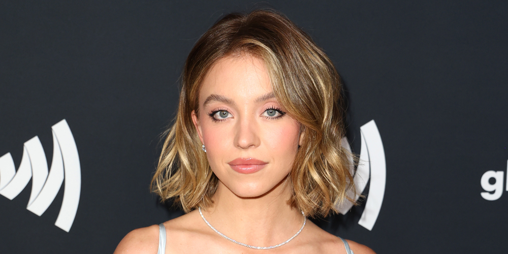 Sydney Sweeney Takes 17 Second Pause While Responding to Bond Girl Rumors — frame 106/191 (1000×500)