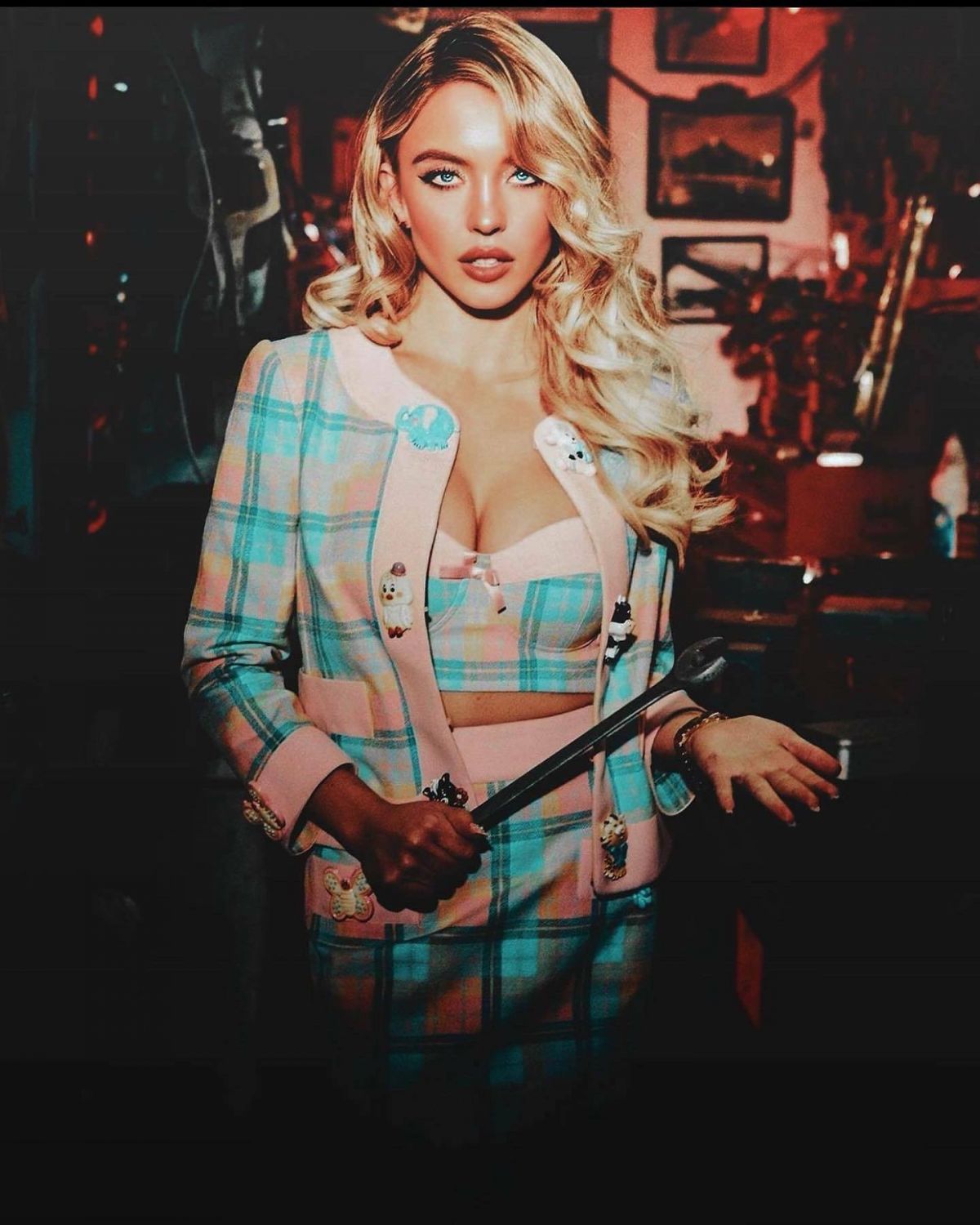 SYDNEY SWEENEY – Von Magazine Outtakes Set, July 2022 (1200×1500)