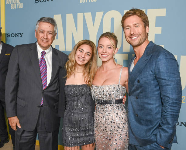 Tony Vinciquerra, Olivia Vinciquerra, Sydney Sweeney and Glen Powell at the "Anyone But You" premiere held at AMC Lincoln Square on December 11, 2023 in New York, New York.